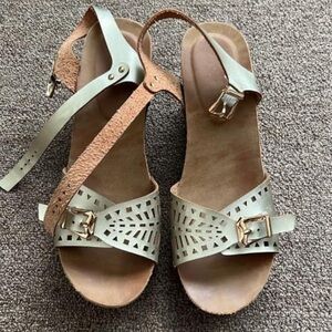 Women’s Wedges